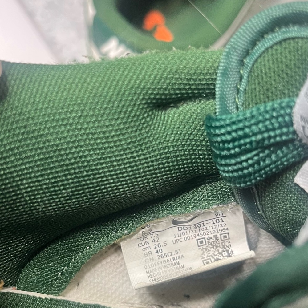 Nike Dunks Hunter Green Michigan State Nike dunk low shoes - Picture 6 of 6